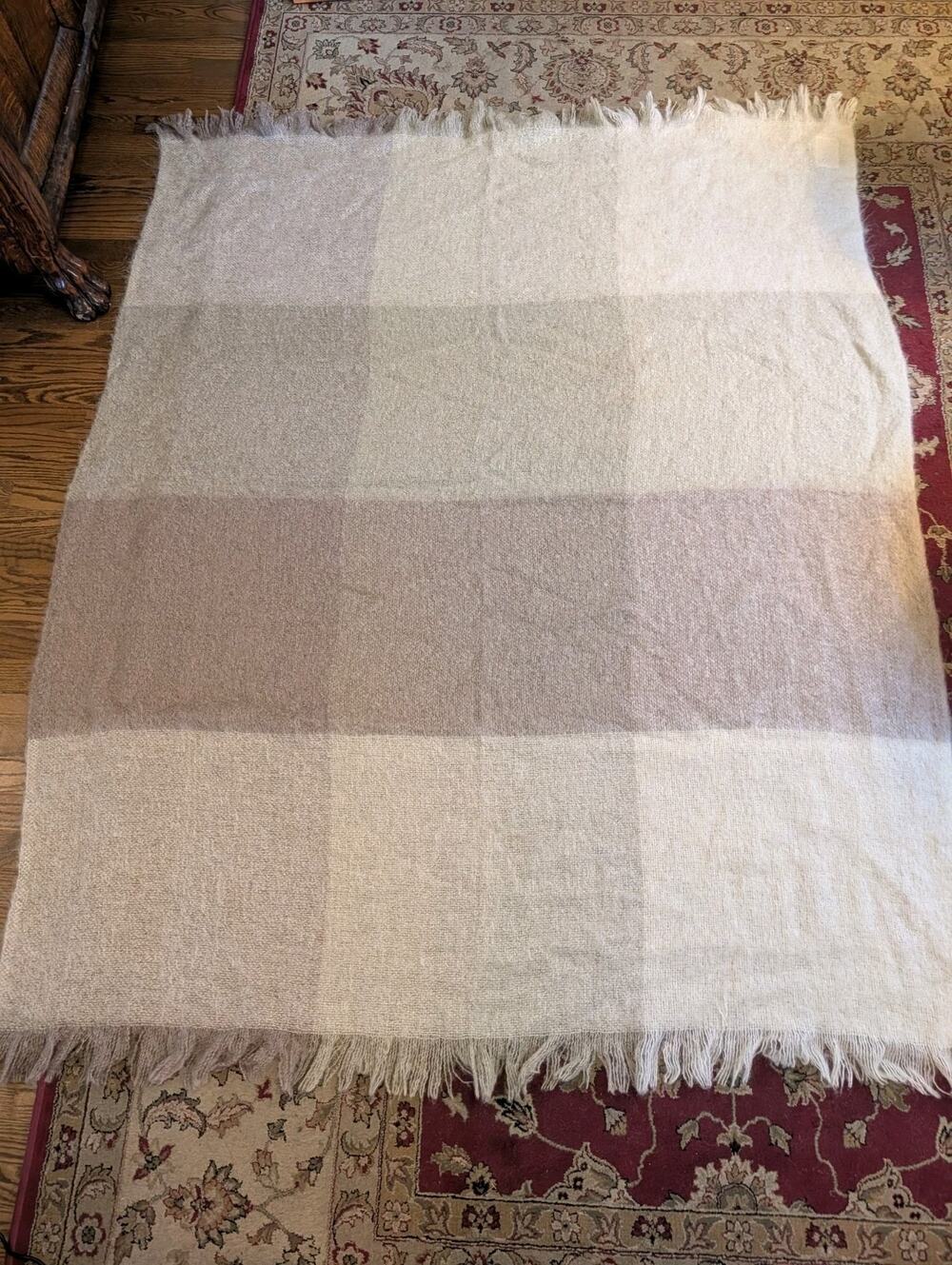 Avoca Handweavers Ireland Mohair Pure Wool Fringed Throw Blanket 75 x 57 Neutral